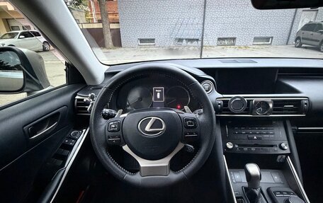 Lexus IS III, 2018 год, 3 500 000 рублей, 17 фотография