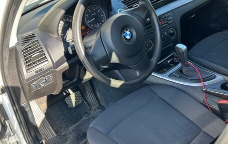 BMW 1 серия, 2010 год, 1 200 000 рублей, 6 фотография