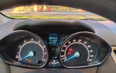 Ford Fiesta, 2015 год, 665 000 рублей, 6 фотография