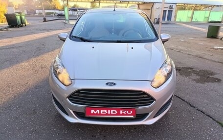 Ford Fiesta, 2015 год, 665 000 рублей, 2 фотография