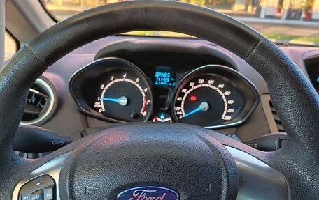 Ford Fiesta, 2015 год, 665 000 рублей, 7 фотография