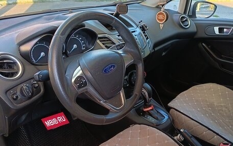Ford Fiesta, 2015 год, 665 000 рублей, 9 фотография