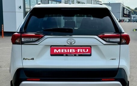 Toyota RAV4, 2020 год, 3 150 000 рублей, 15 фотография