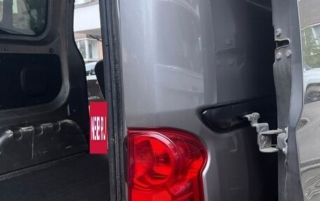 Nissan NV200, 2013 год, 1 200 000 рублей, 13 фотография