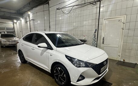 Hyundai Solaris II рестайлинг, 2021 год, 1 265 000 рублей, 10 фотография