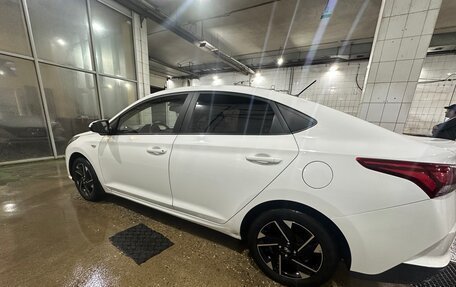 Hyundai Solaris II рестайлинг, 2021 год, 1 265 000 рублей, 13 фотография
