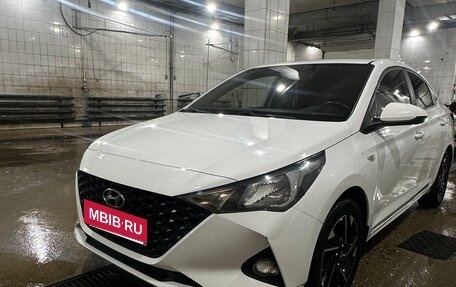Hyundai Solaris II рестайлинг, 2021 год, 1 265 000 рублей, 12 фотография
