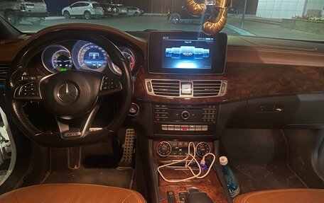Mercedes-Benz CLS, 2016 год, 2 570 000 рублей, 15 фотография