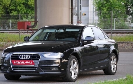 Audi A4, 2012 год, 1 950 000 рублей, 5 фотография