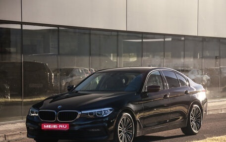 BMW 5 серия, 2019 год, 3 699 000 рублей, 3 фотография