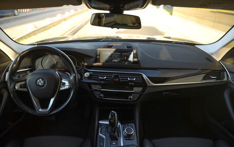 BMW 5 серия, 2019 год, 3 699 000 рублей, 11 фотография