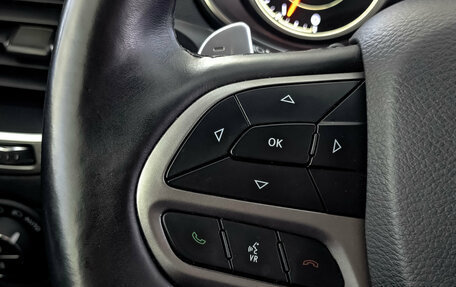 Jeep Cherokee, 2018 год, 1 915 000 рублей, 28 фотография