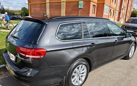 Volkswagen Passat B8 рестайлинг, 2019 год, 2 290 000 рублей, 3 фотография