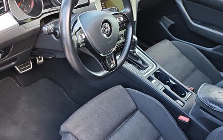 Volkswagen Passat B8 рестайлинг, 2019 год, 2 290 000 рублей, 22 фотография