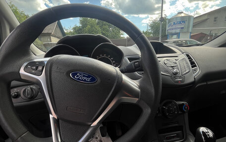 Ford Fiesta, 2015 год, 750 000 рублей, 6 фотография
