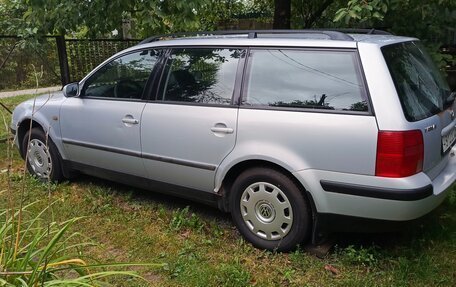 Volkswagen Passat B5+ рестайлинг, 1998 год, 350 000 рублей, 2 фотография