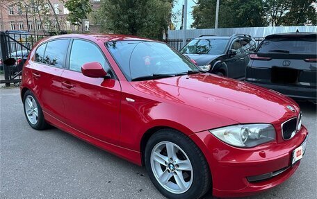 BMW 1 серия, 2010 год, 850 000 рублей, 2 фотография