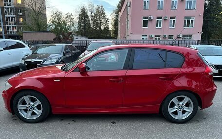 BMW 1 серия, 2010 год, 850 000 рублей, 7 фотография