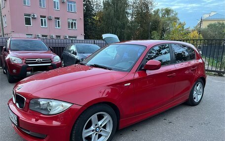 BMW 1 серия, 2010 год, 850 000 рублей, 8 фотография
