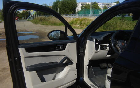 Porsche Cayenne III, 2019 год, 7 891 011 рублей, 26 фотография