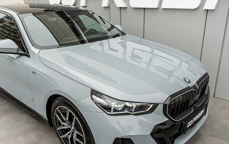 BMW 5 серия, 2025 год, 8 080 000 рублей, 6 фотография