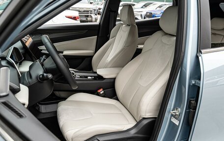 Geely Atlas, 2023 год, 2 430 000 рублей, 10 фотография
