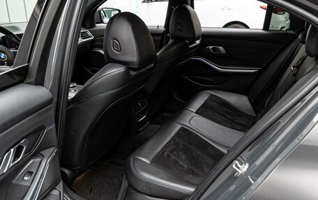 BMW 3 серия, 2019 год, 3 730 000 рублей, 11 фотография