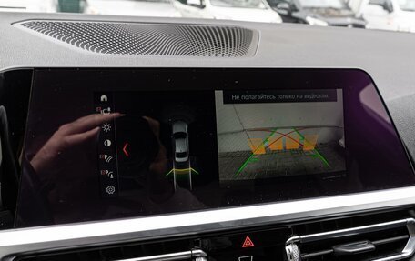 BMW 3 серия, 2019 год, 3 730 000 рублей, 14 фотография