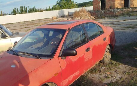 Mitsubishi Carisma I, 1996 год, 90 000 рублей, 3 фотография