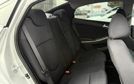 Hyundai Solaris II рестайлинг, 2011 год, 790 000 рублей, 17 фотография