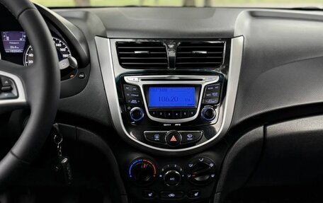 Hyundai Solaris II рестайлинг, 2011 год, 790 000 рублей, 12 фотография
