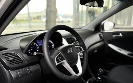 Hyundai Solaris II рестайлинг, 2011 год, 790 000 рублей, 10 фотография