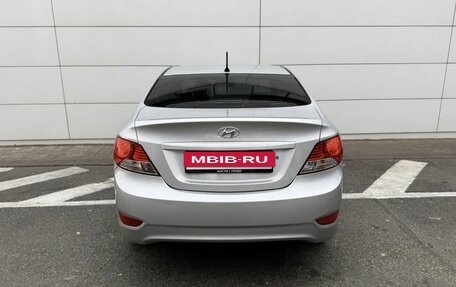 Hyundai Solaris II рестайлинг, 2011 год, 790 000 рублей, 6 фотография