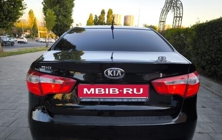 KIA Rio III рестайлинг, 2013 год, 815 000 рублей, 5 фотография