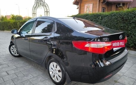 KIA Rio III рестайлинг, 2013 год, 815 000 рублей, 4 фотография