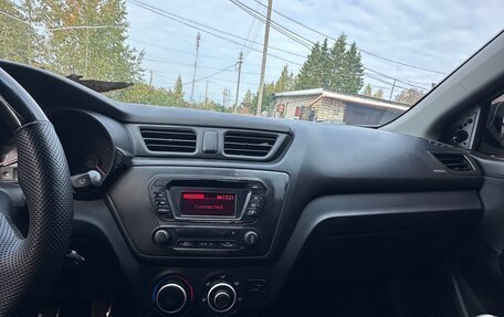 KIA Rio III рестайлинг, 2013 год, 700 000 рублей, 16 фотография