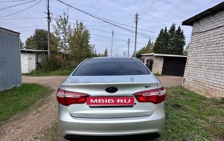 KIA Rio III рестайлинг, 2013 год, 700 000 рублей, 5 фотография