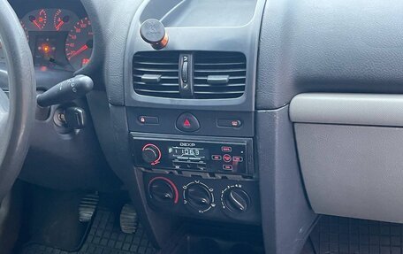 Renault Clio III, 2002 год, 140 000 рублей, 11 фотография