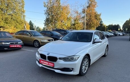BMW 3 серия, 2013 год, 1 400 000 рублей, 2 фотография