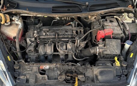 Ford Fiesta, 2015 год, 840 000 рублей, 13 фотография