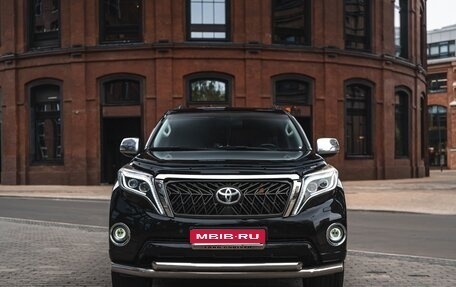 Toyota Land Cruiser Prado 150 рестайлинг 2, 2010 год, 2 999 999 рублей, 2 фотография