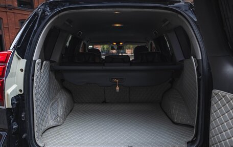 Toyota Land Cruiser Prado 150 рестайлинг 2, 2010 год, 2 999 999 рублей, 18 фотография