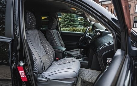 Toyota Land Cruiser Prado 150 рестайлинг 2, 2010 год, 2 999 999 рублей, 22 фотография