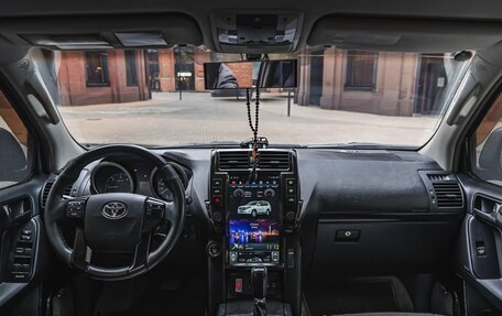 Toyota Land Cruiser Prado 150 рестайлинг 2, 2010 год, 2 999 999 рублей, 25 фотография