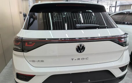 Volkswagen T-Roc I, 2025 год, 1 500 000 рублей, 6 фотография