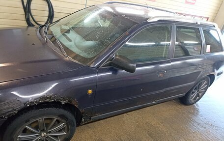 Audi A4, 1998 год, 250 000 рублей, 6 фотография