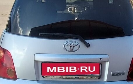Toyota Ist II, 2002 год, 150 000 рублей, 8 фотография