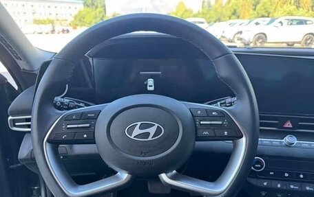 Hyundai Elantra, 2023 год, 1 234 000 рублей, 26 фотография