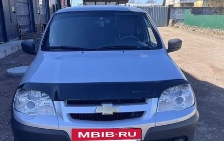 Chevrolet Niva I рестайлинг, 2012 год, 490 000 рублей, 14 фотография