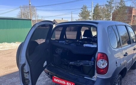 Chevrolet Niva I рестайлинг, 2012 год, 490 000 рублей, 13 фотография